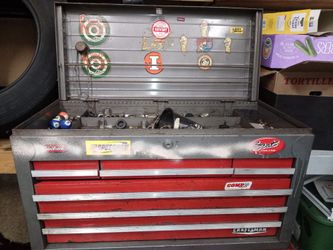 Craftsman Metal Tool Chest with Drawers