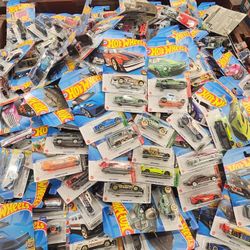 Hot Wheels Diecast Vehicles New 450Pcs In Stock 