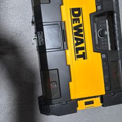 Dewalt Toughsystem Music