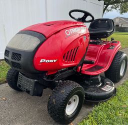 Troy Bilt 42” Riding Mower *Delivery Available*