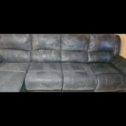 Sillon $25  Comedor Con 6 Sillas $25