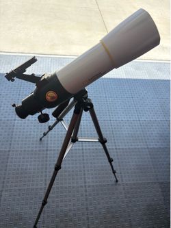 National Geographic  portable telescope with 3 lenses and carrying bag