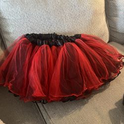Reversible black/ red short petty-coat skirt tutu
