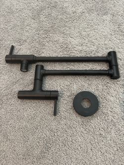 New Moen S665 Pot Filler Matte Black