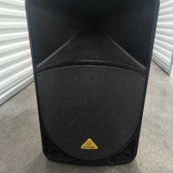 Behringer 15 Inch Powered Speaker 1000 Watts 