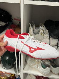 Mizuno Baseball Cleats