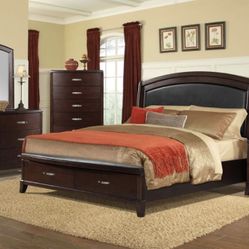 4 piece Queen Bedroom Set