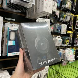 NEW BEATS SOLO 3 