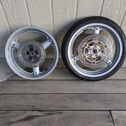 Suzuki SV650 Wheels 