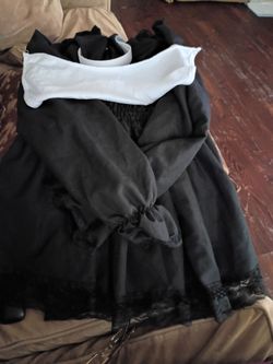 Halloween coustume nun