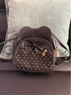 beautiful Disney back pack New $25