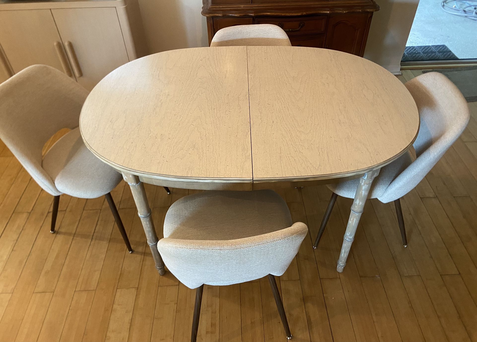 Dining Set