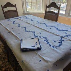 Biautiful Table Cloth 
