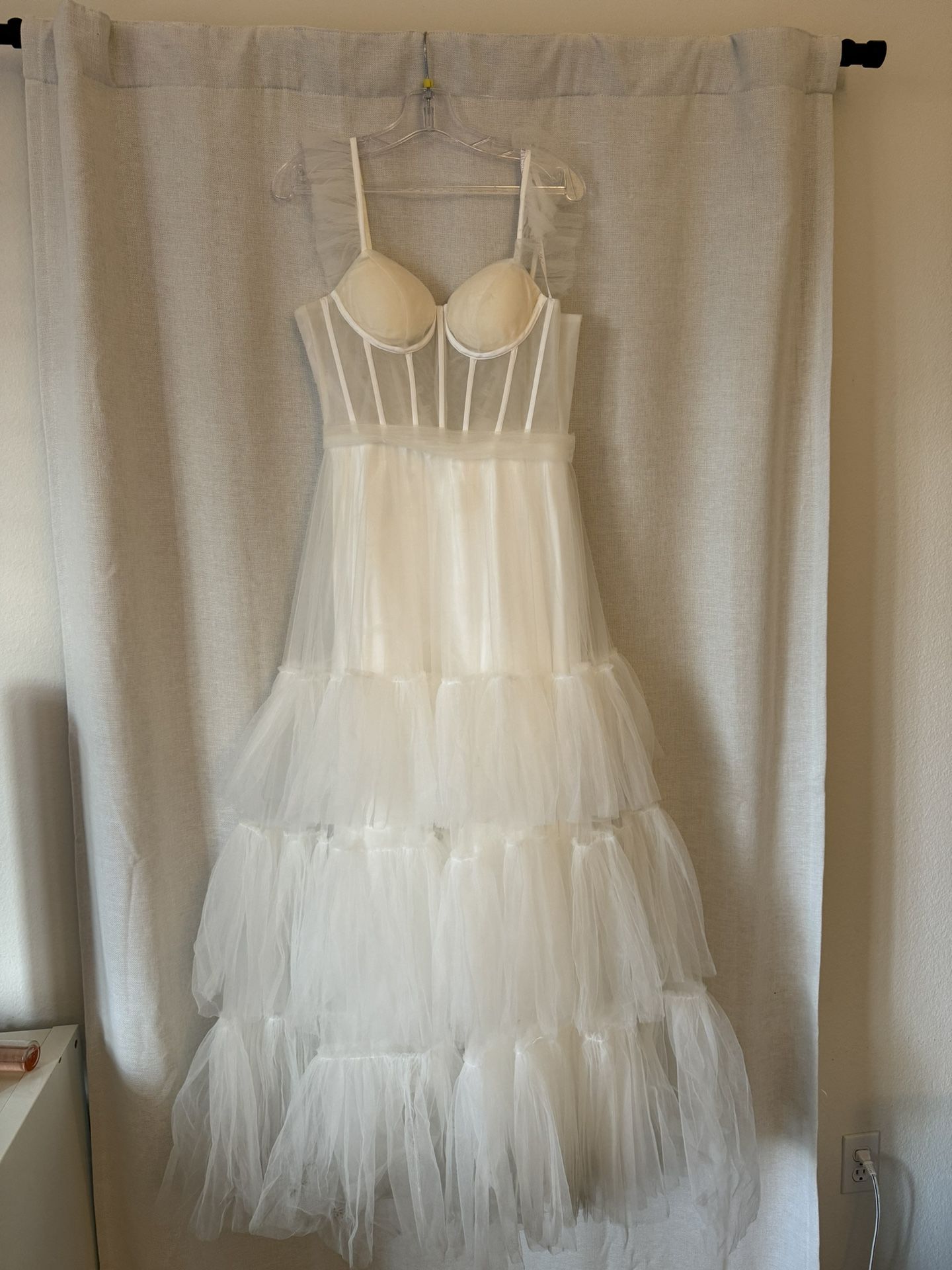 White Ball Gown/ Cake Cutting Wedding Dress