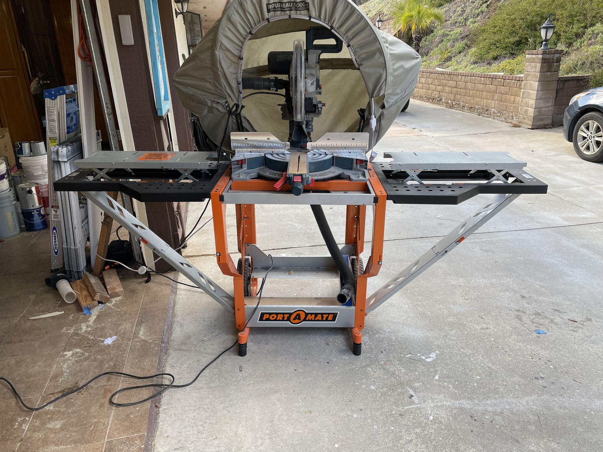 12” Bosch Gliding Miter Saw With Stand