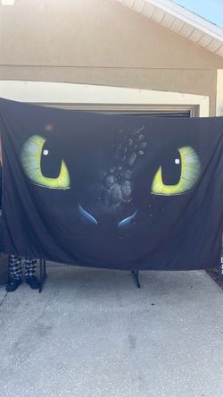 Toothless banner
