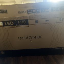 43’ Insignia TV 