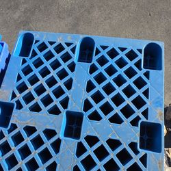 Heavy Duty Plastic Pallet