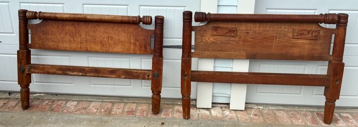 Vintage Solid Wood Full Size Bed Headboard & Footboard – Antique / Farmhouse Style – $150OBO