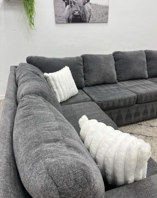 **For Sale: Elegant Sectional Couch**