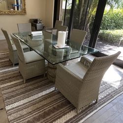 Dining Table And 8 Chairs Great For Indoor And Outdoor