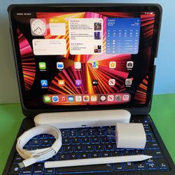 128GB Apple IPad Pro 11” 3rd Generation (2021 Model / M1 chip/ Liquid Retina / Face ID) with stylus pen, keyboard case & Accesories 