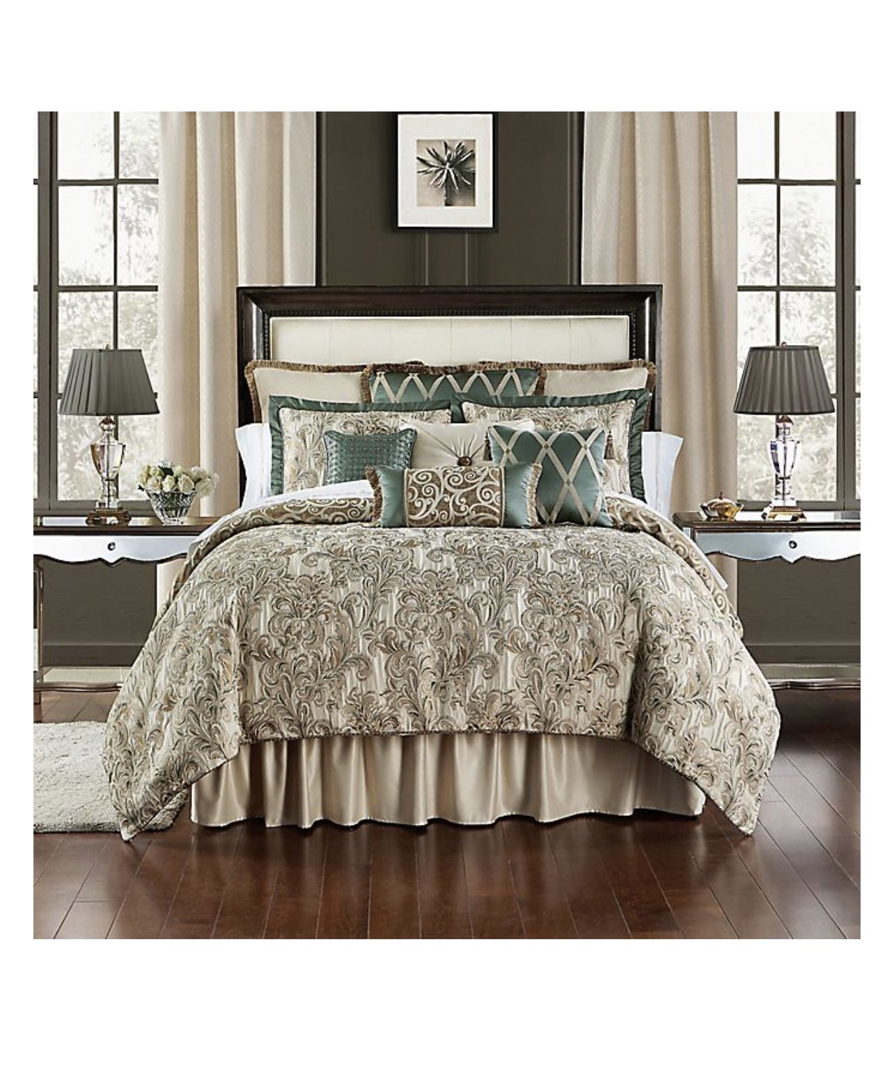 Waterford® Anora Reversible Queen Comforter Set in Brass/Jade