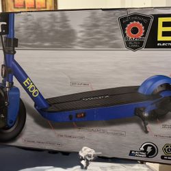Razor Black Label E100 Electric Scooter - Blue (BRAND NEW)