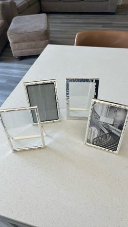 Silver Frames (4 )