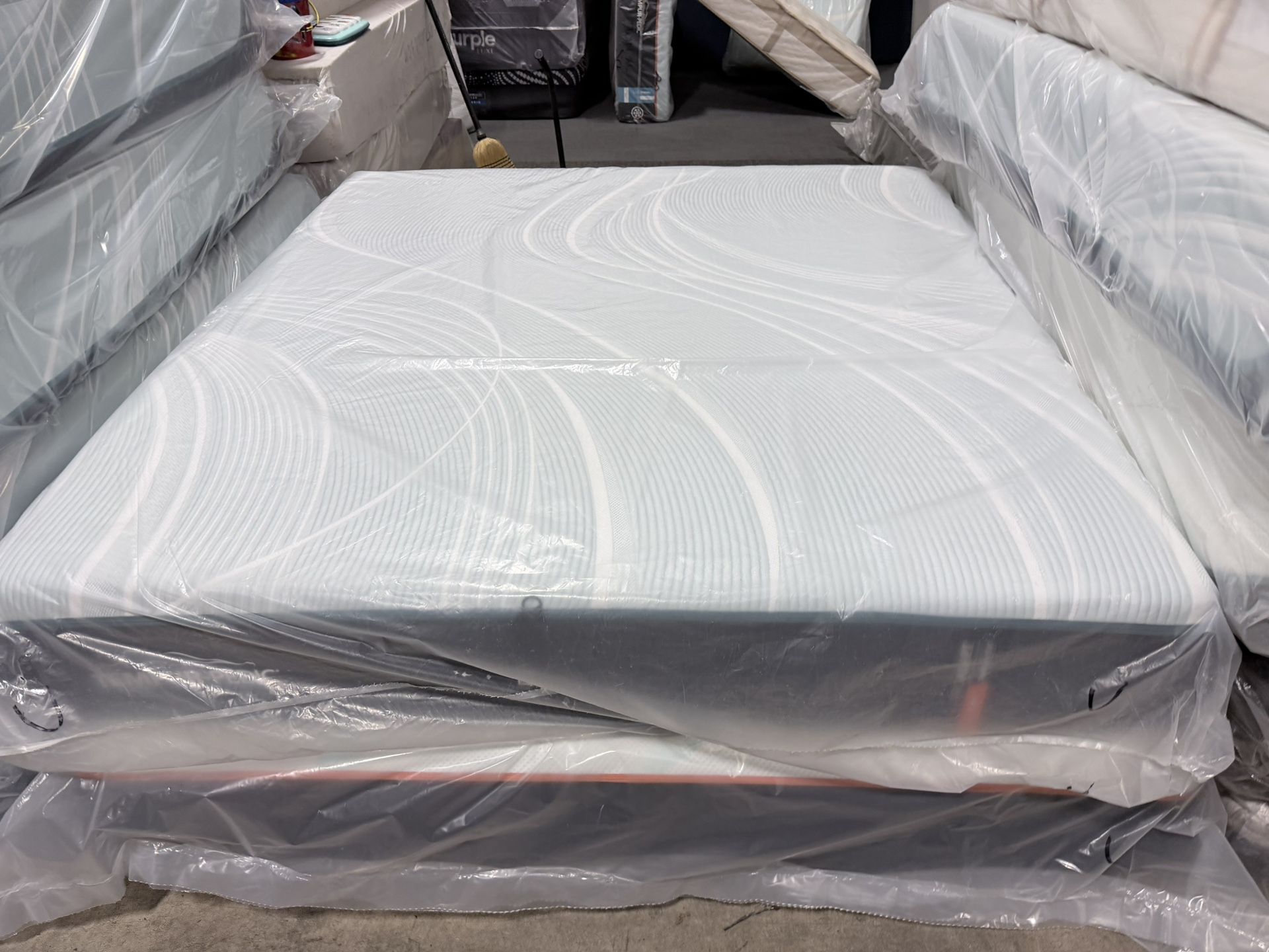 KING MATTRESS TEMPURPEDIC PROADAPT FIRM 2.0 🎉 100 Days Same As Cash 💰 $50 Down P