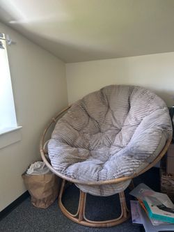 Papasan Chair (Pick up first week of August)