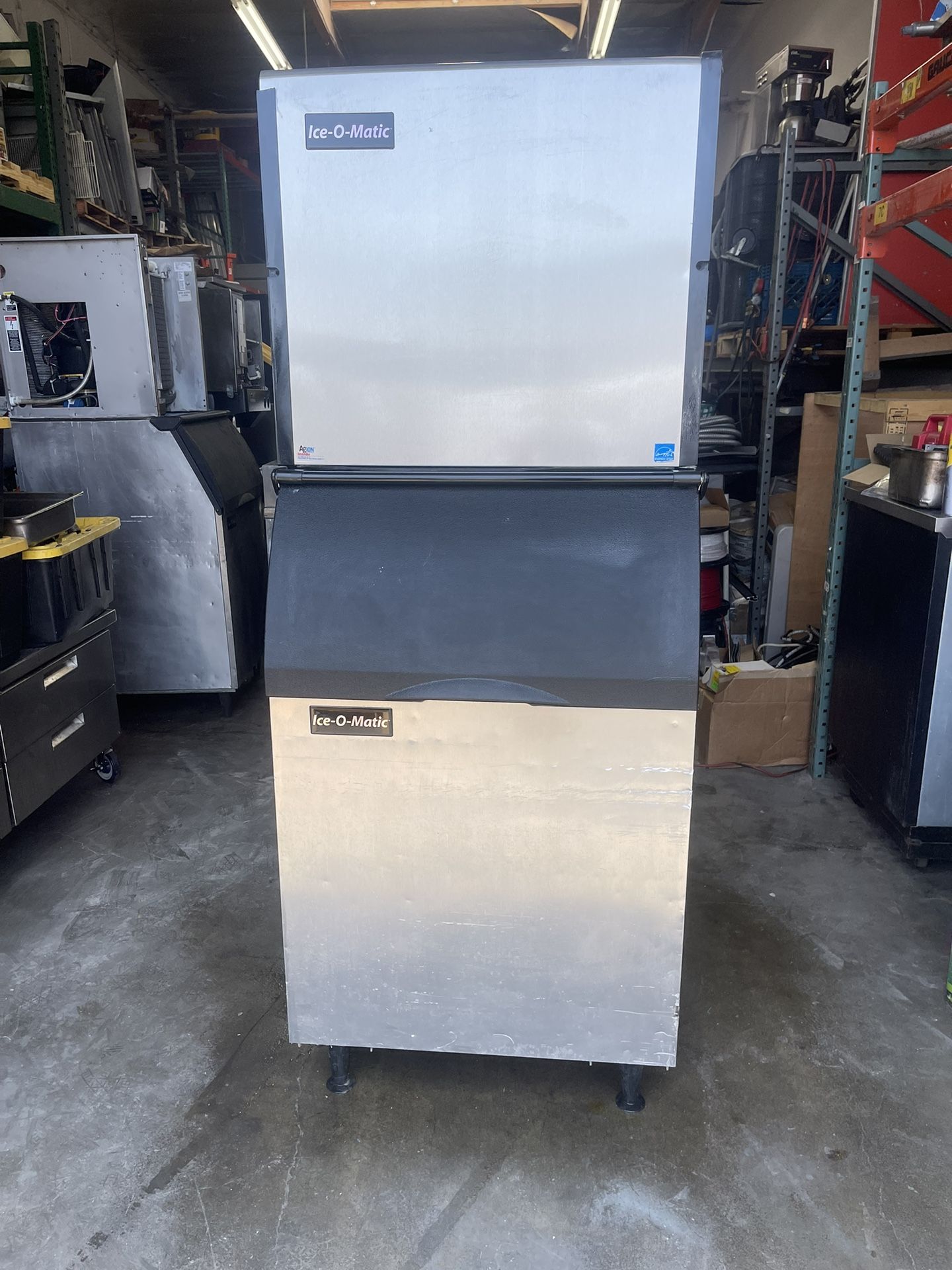 Ice Cream Maker Electric for Sale in Huntington Beach, CA - OfferUp