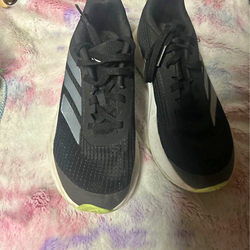 School shoes size 2 1/2