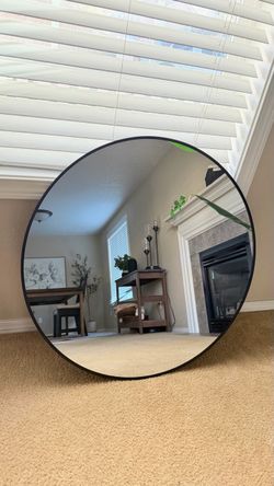 Black Round Mirror