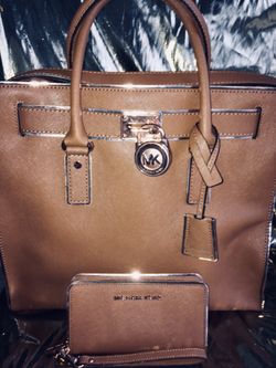 MICHAEL KORS PURSE MATCHING WALLET