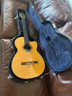 Lorenzo Pimentel Concert Guitar