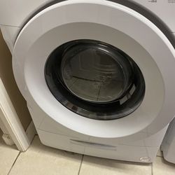 Washer - Dryer Combo Set - Like New