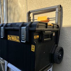 Dewalt Tool Box With Wheels 100 Cash 