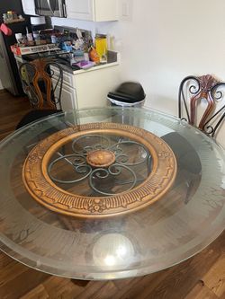 Round glass table