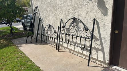 Queen Black Wrought Iron Bed Frame Headboard Footboard