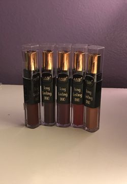 Lip Gloss/Lip stick