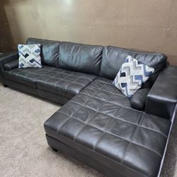 Free Delivery: Large Black Leather Modern Sectional Ashley Furniture Couch