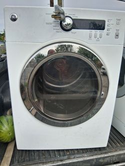 GE 24 inch apartment size electric clothes dryer works.Good 30 day, warranty.I fixed and sal washers and dryers delivery available for twenty five dol