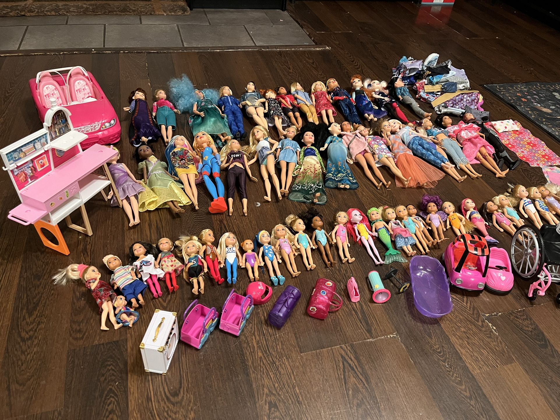 Barbie Lot + Accessories