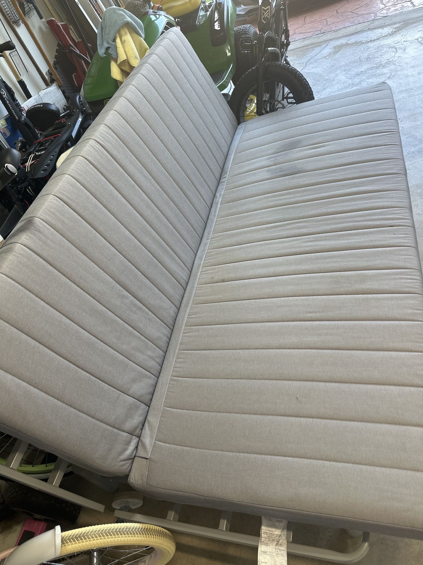 IKEA SEDDIṄGE LOVÅS Futon Sofa Bed 