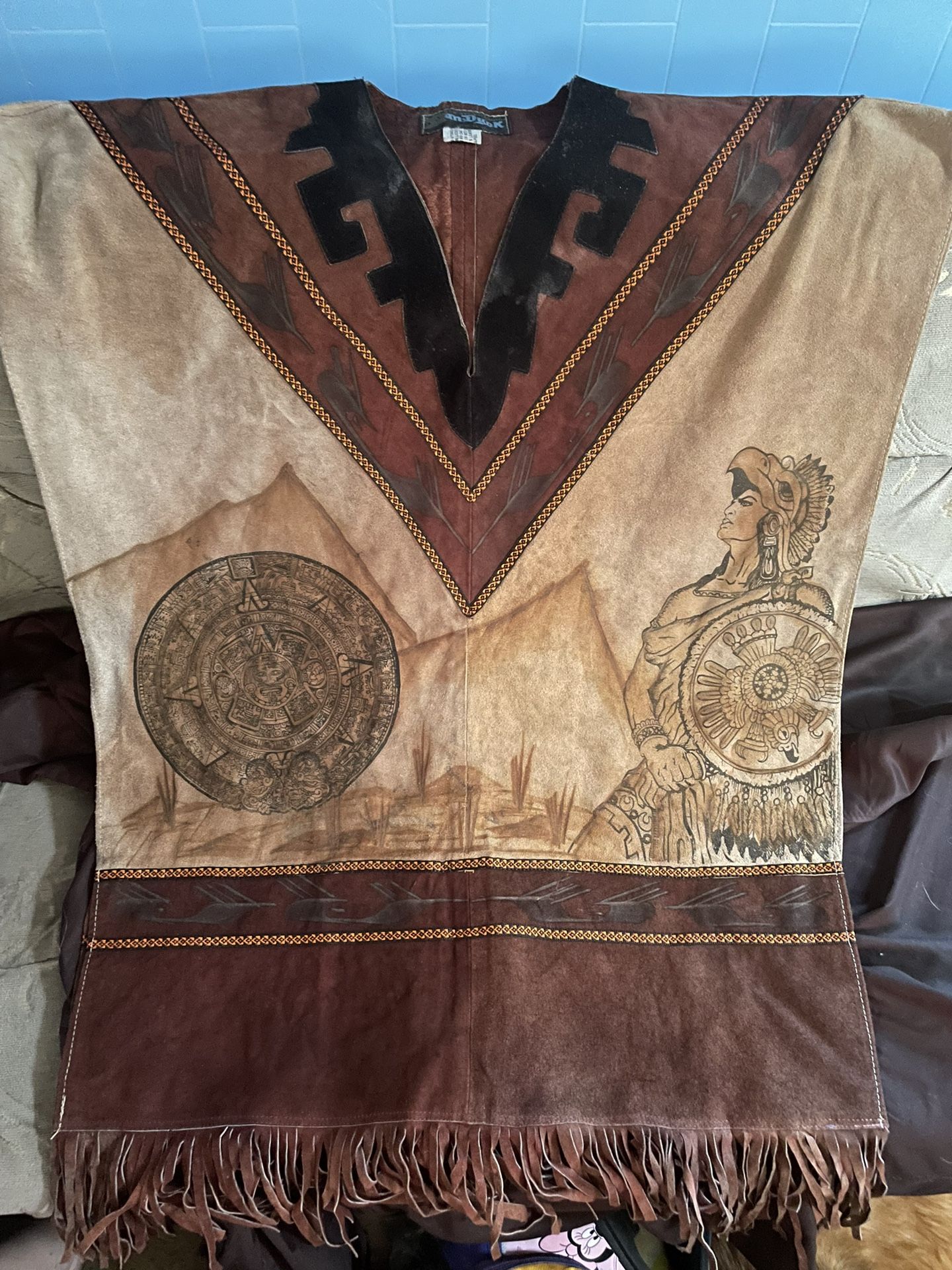 Vintage Leather Poncho Van Dyck, Brown Painted Leather Poncho with Horses, 27x39", V Neck, Eye-Catching, Stylish, Outdoor, Fashionable,
