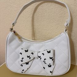 Cute Purse With Bow