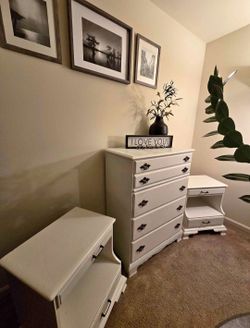 Bedroom set. Real wood (UPDATE -Sold dresser)