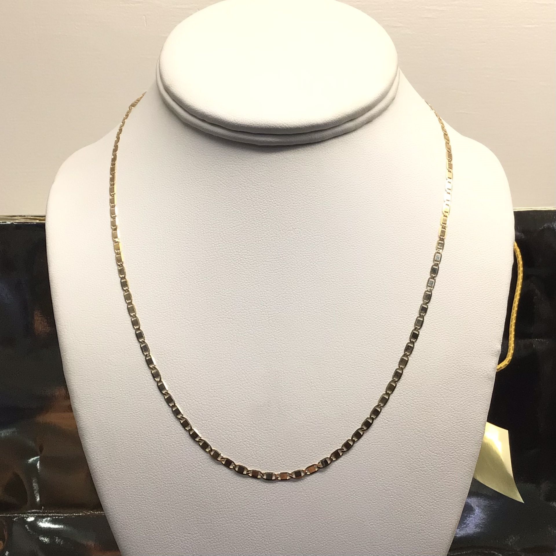 14K Yellow Gold Gucci Link Chain 17” 3.5 Grams 💵 💳 💵 Cash and Card Accepted