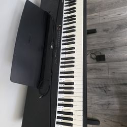 Yamaha YPP-50 Digital Piano / Keyboard (Functions Well / As-Is)